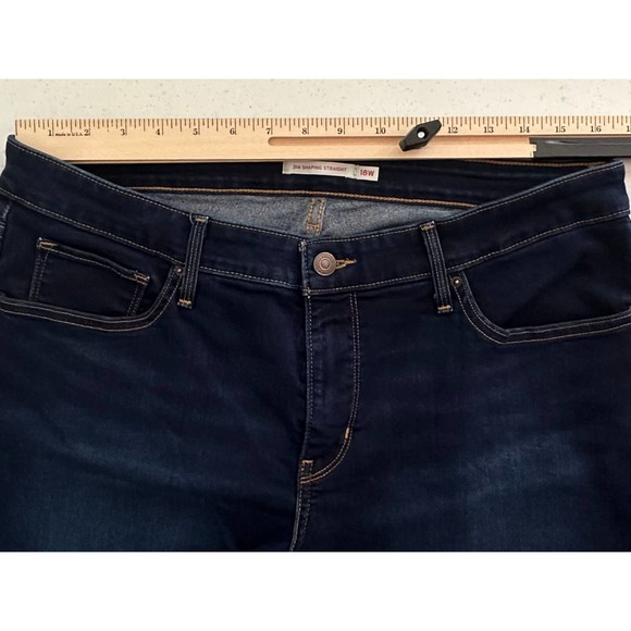 Levi's Women's Straight Leg Jeans - Dark Blue - Picture 9 of 14